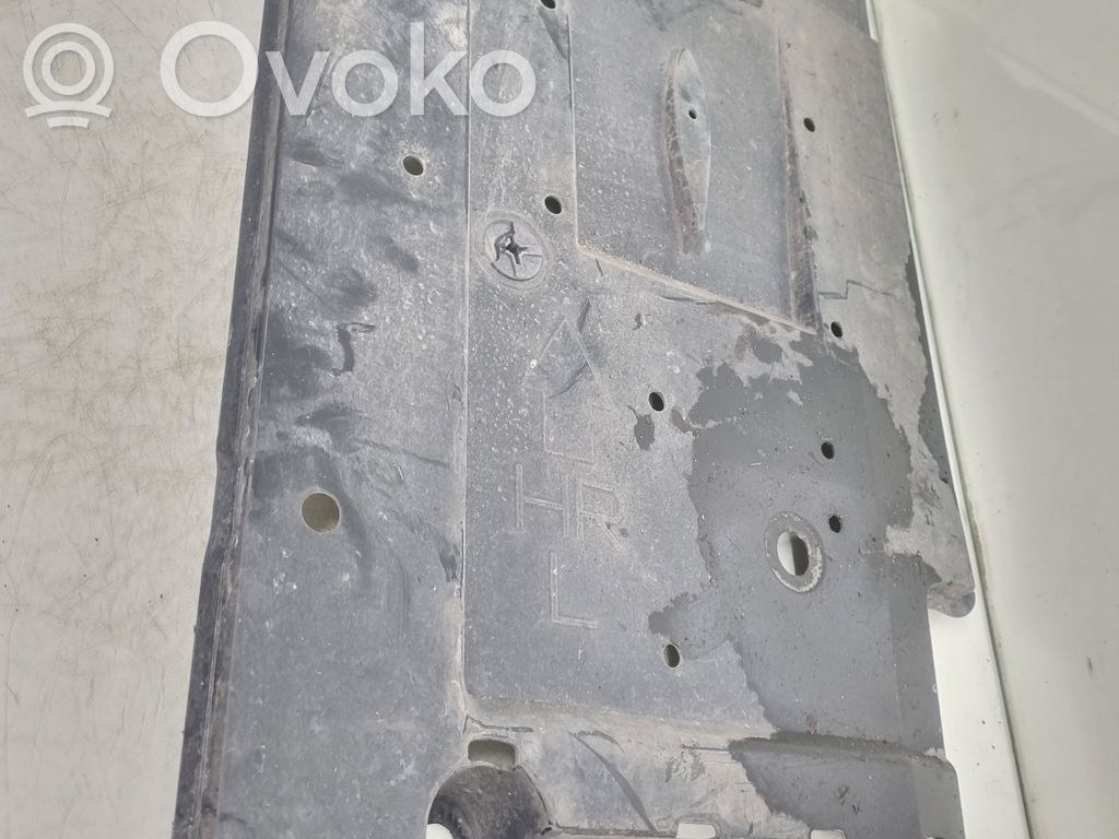 Toyota Auris E180 Copertura sottoscocca centrale 