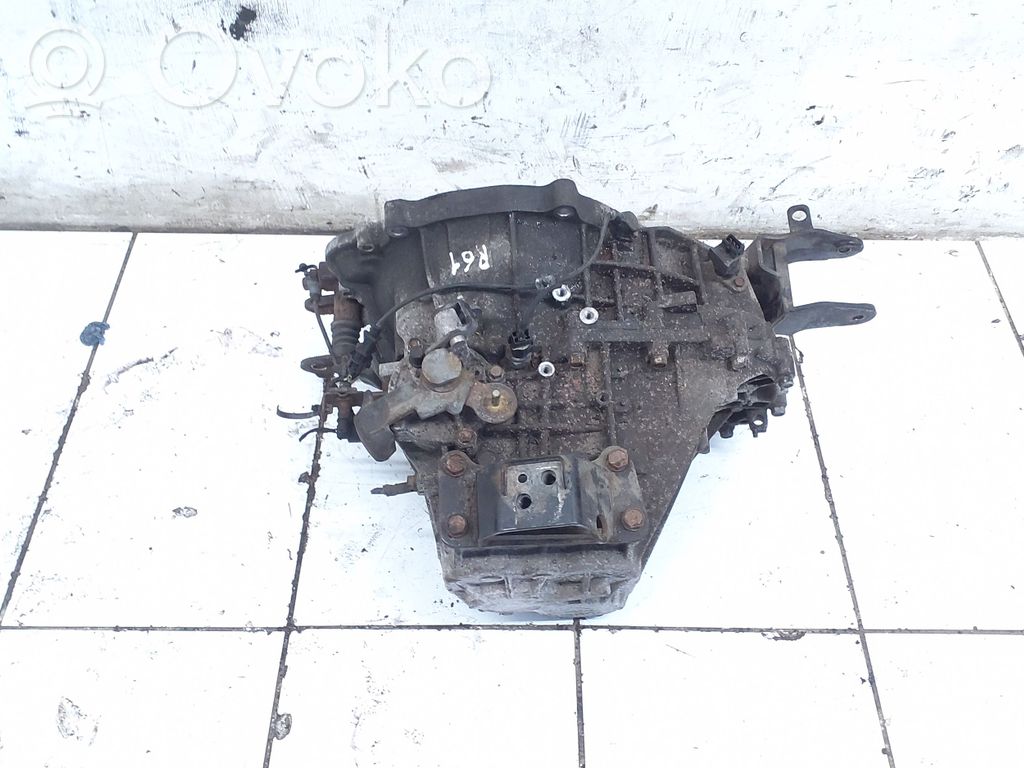 Hyundai i30 Caja de cambios manual de 5 velocidades 