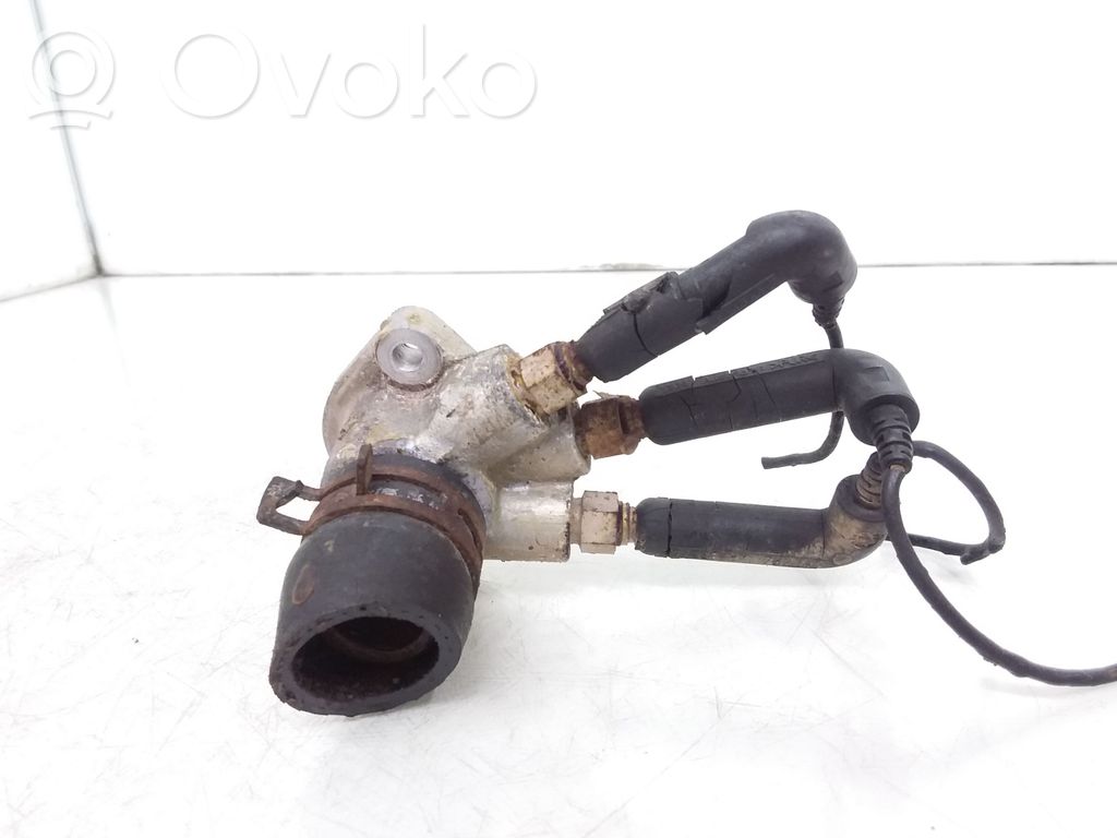 Volkswagen Golf IV Tubo flessibile del liquido di raffreddamento del motore