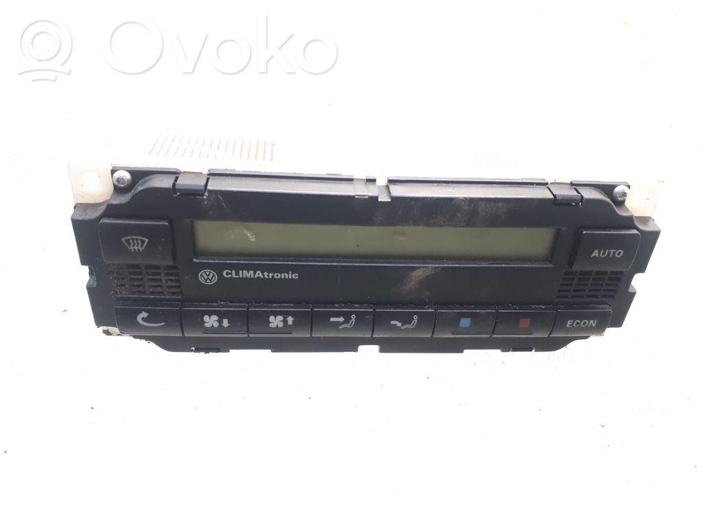 Volkswagen PASSAT B5 Unitate control climatizare 