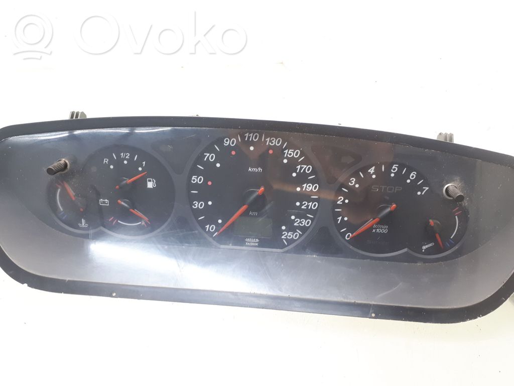 Citroen C5 Speedometer (instrument cluster) 
