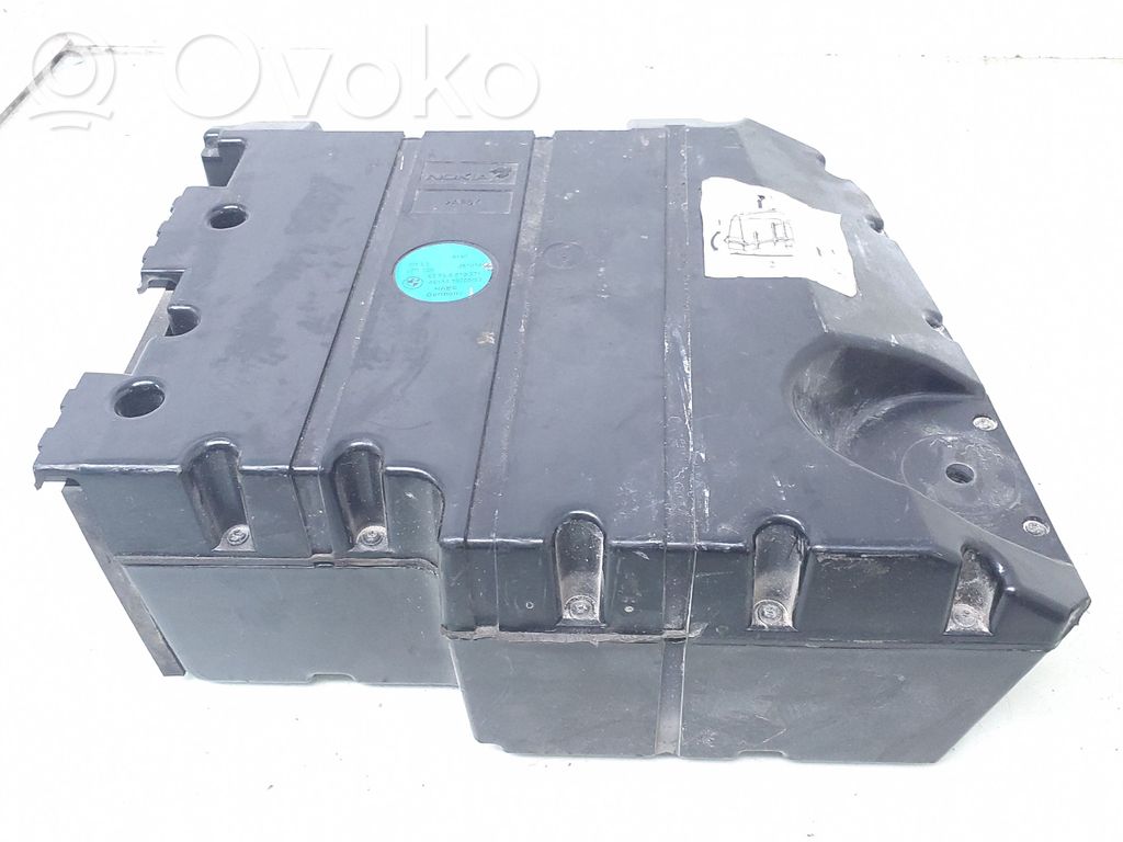 BMW 5 E39 Altavoz subwoofer 