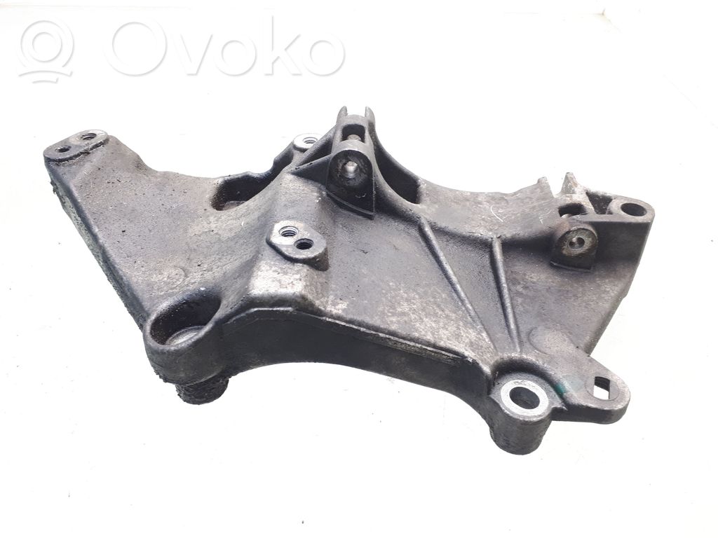 Renault Scenic II -  Grand scenic II Generator/alternator bracket 