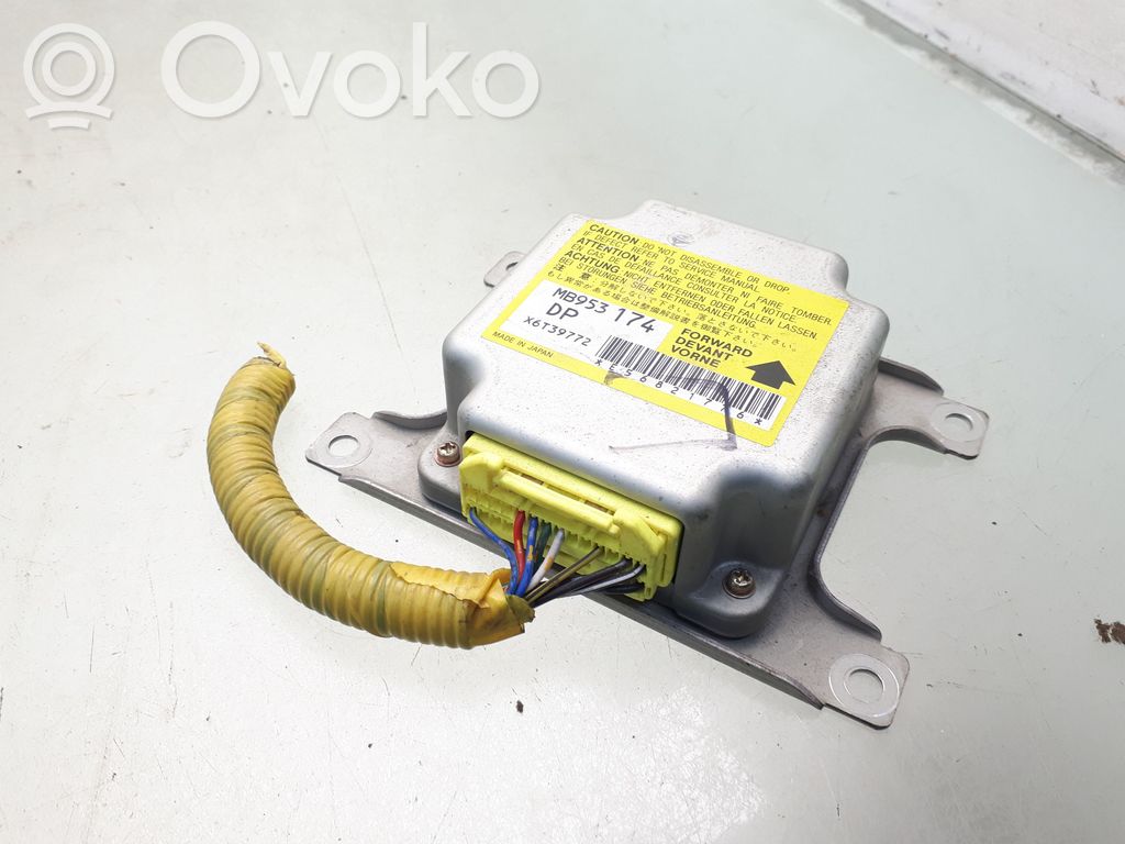 Mitsubishi Colt Airbag control unit/module 