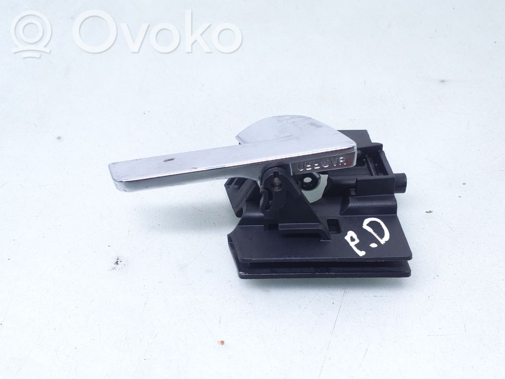 Volkswagen Phaeton Front door interior handle 
