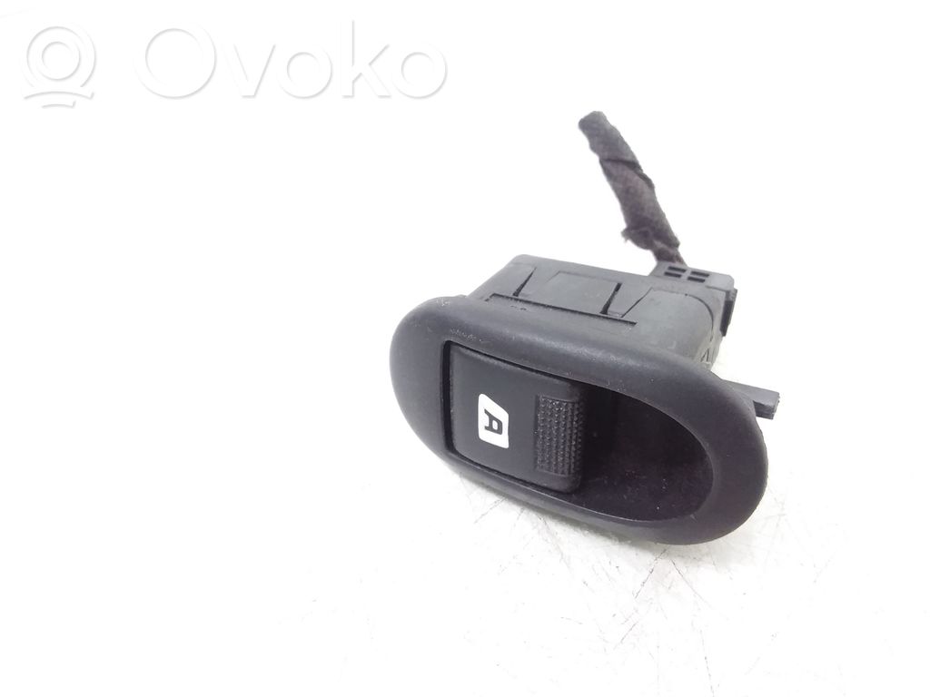 Electric window control switch   96401469XT