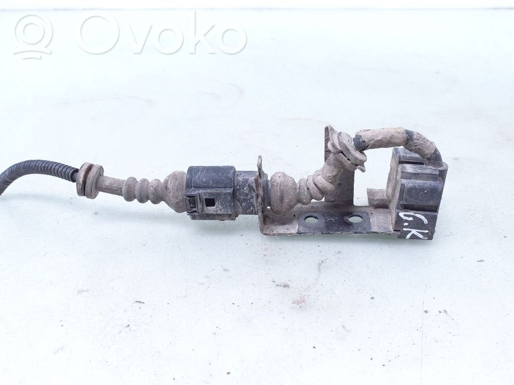 Volkswagen Phaeton ABS wheel speed sensor 