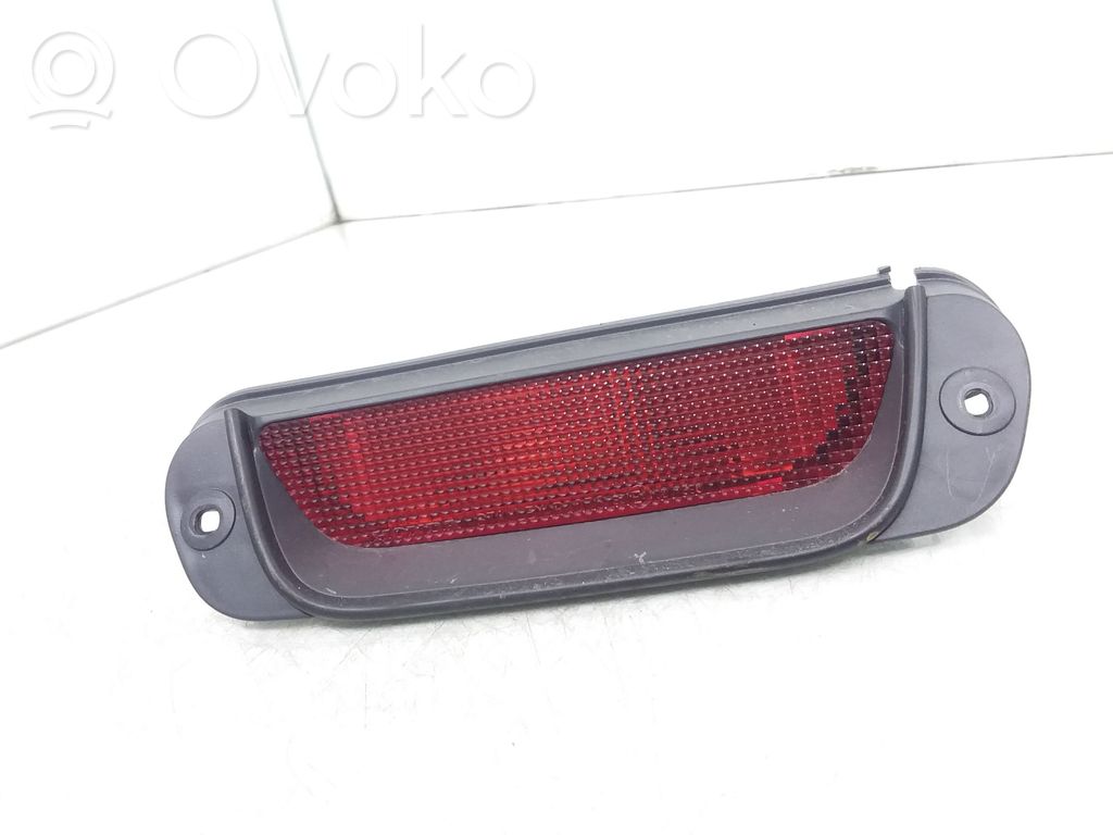 Honda CR-V Third/center stoplight 