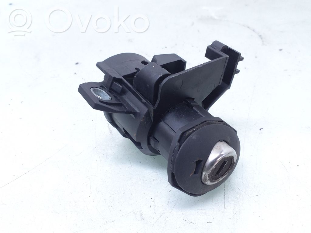 Tailgate/trunk/boot lock/catch/latch   7167321,51247167321