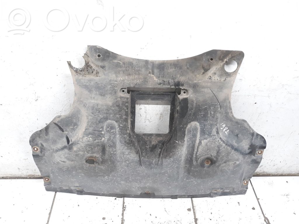 BMW X3 E83 Engine splash shield/under tray 