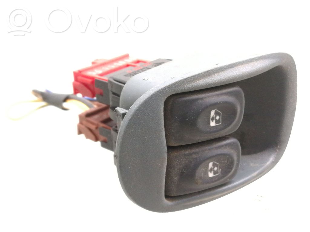 Interruptor del elevalunas eléctrico   838099G