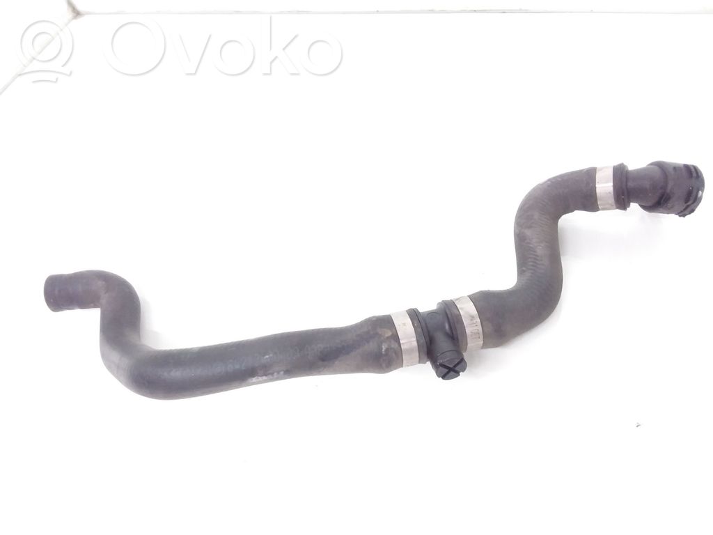 BMW X3 E83 Engine coolant pipe/hose 