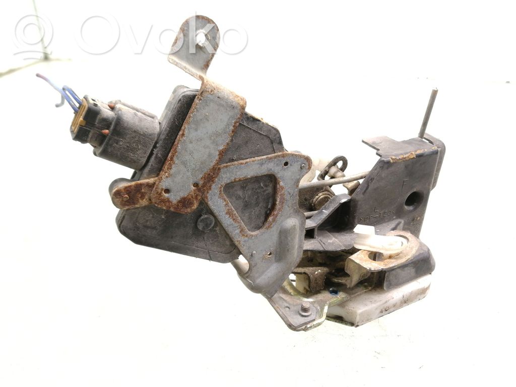Cerradura de puerta trasera   1015280110