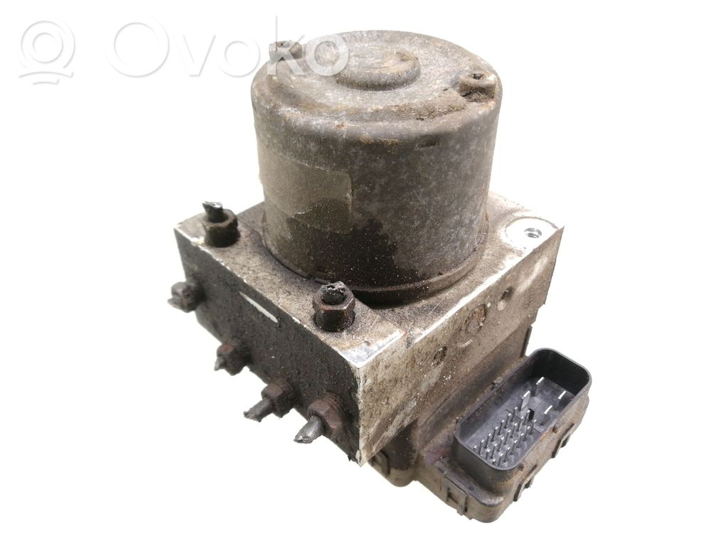Mitsubishi Space Wagon ABS Pump 