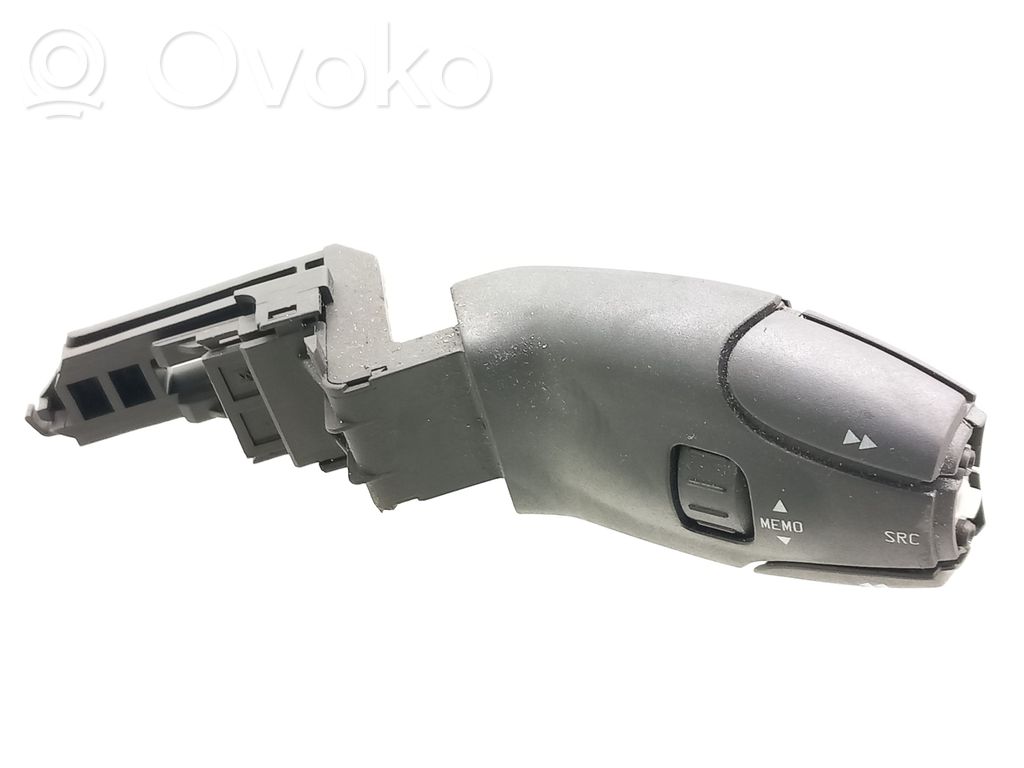 Peugeot 307 Interruptor de control multifunción 