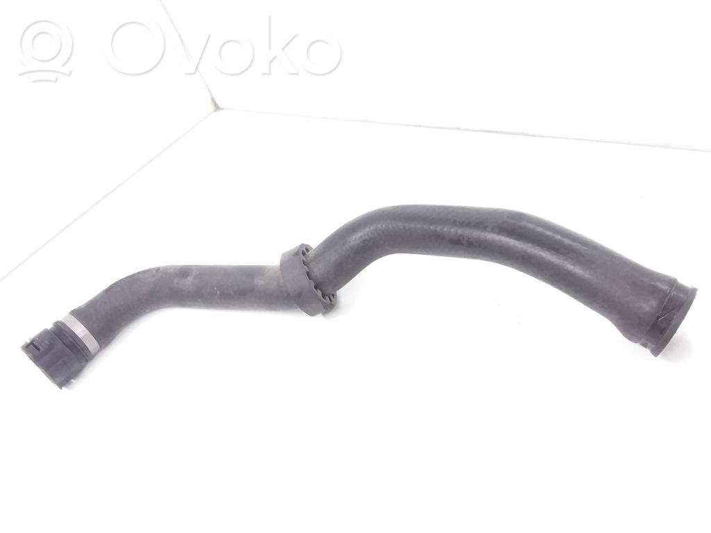 BMW 5 E39 Engine coolant pipe/hose 