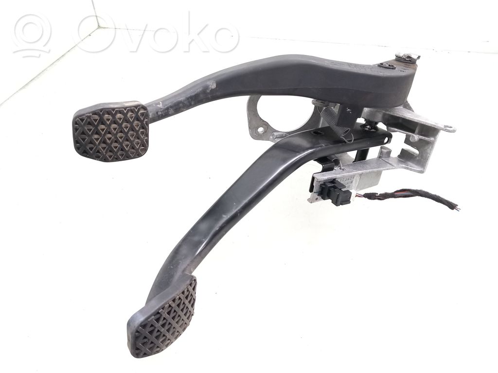 BMW 1 E81 E87 Brake pedal 