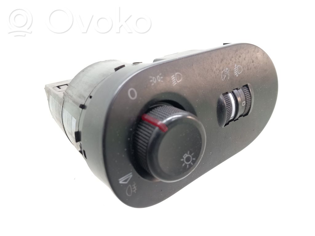 Seat Ibiza III (6L) Light switch 