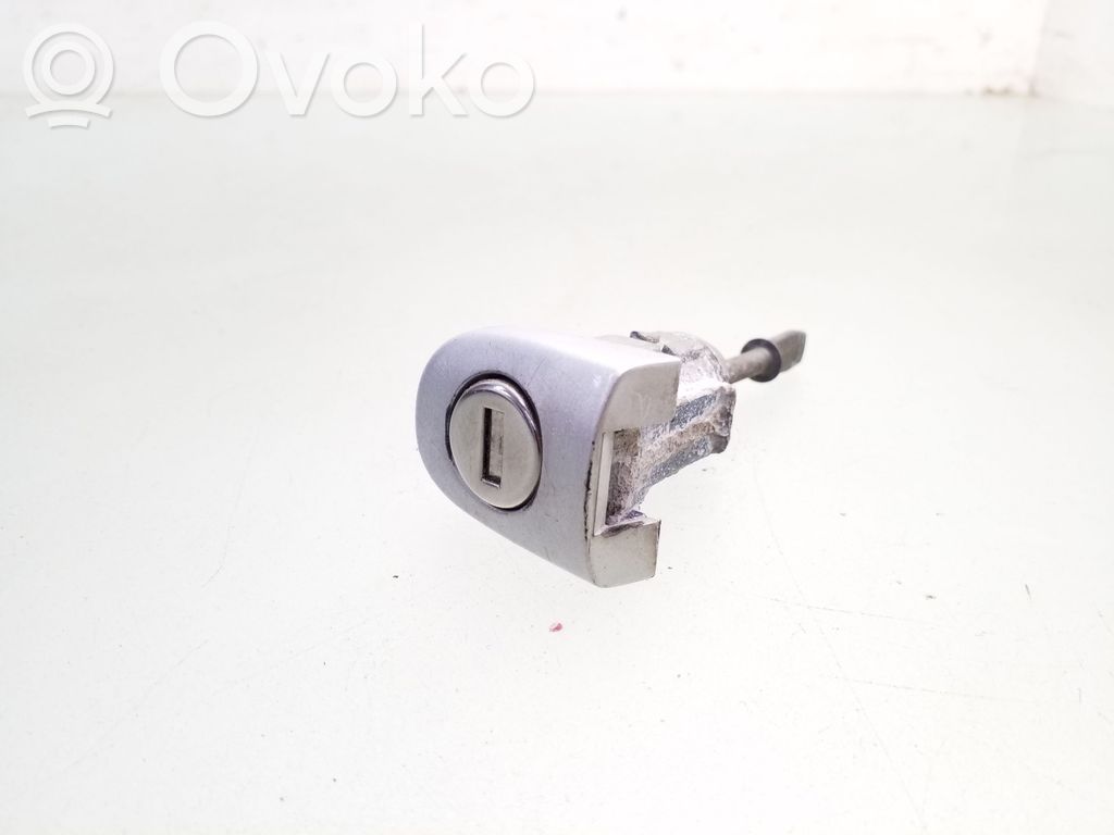 Volkswagen Lupo Serratura portiera anteriore (vicino alla maniglia) 