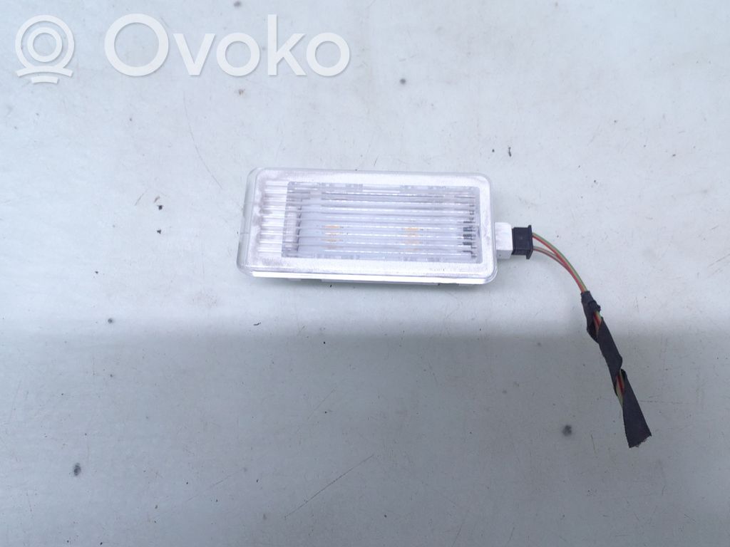 BMW 1 F20 F21 Éclairage de coffre 