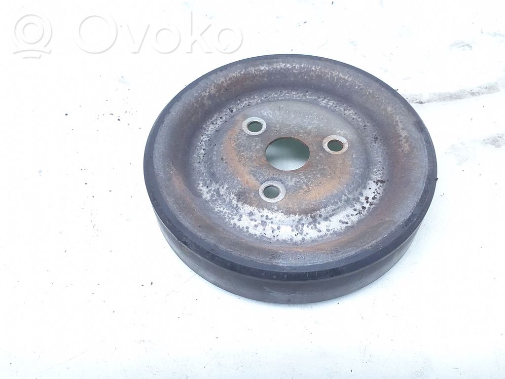 BMW 1 F20 F21 Vandens pompos skriemulys 