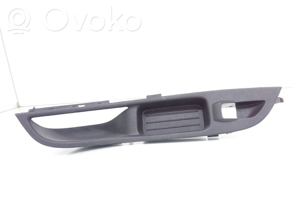 Ford Focus Front door interior handle trim 