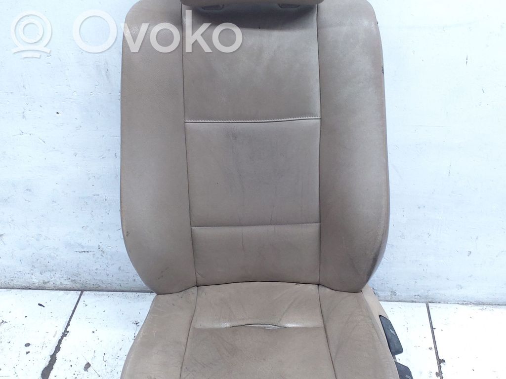 Asiento delantero del conductor