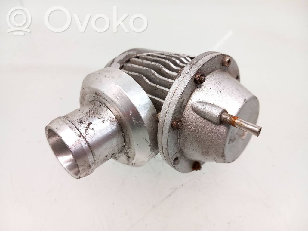 Subaru Impreza I Alte piese compartiment motor 