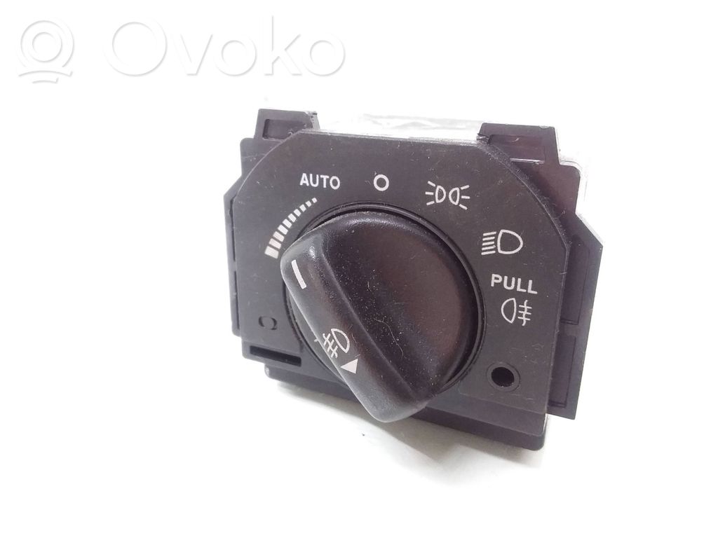 Jaguar S-Type Light switch 