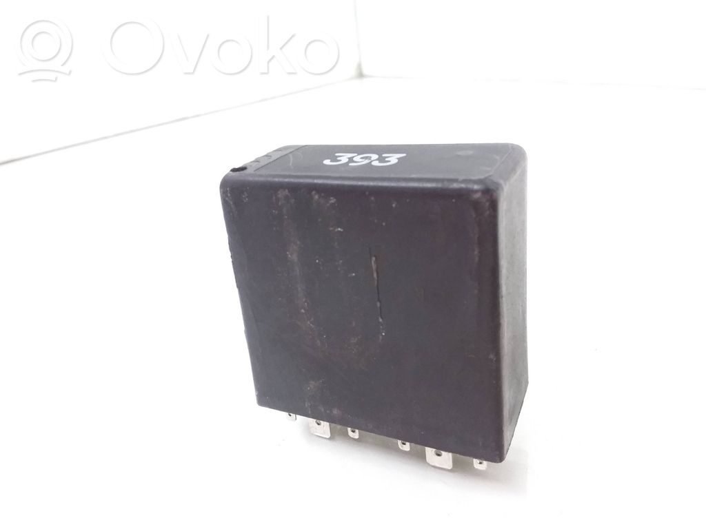 Audi A6 S6 C5 4B Light relay 