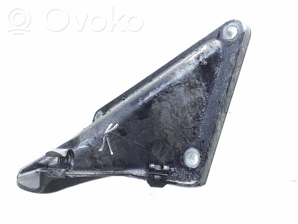 BMW 5 E60 E61 Engine mounting bracket 