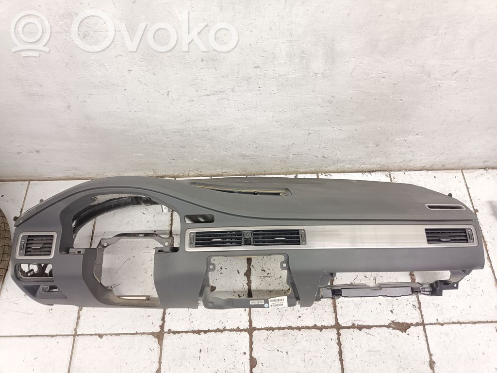 Volvo S80 Panelė 