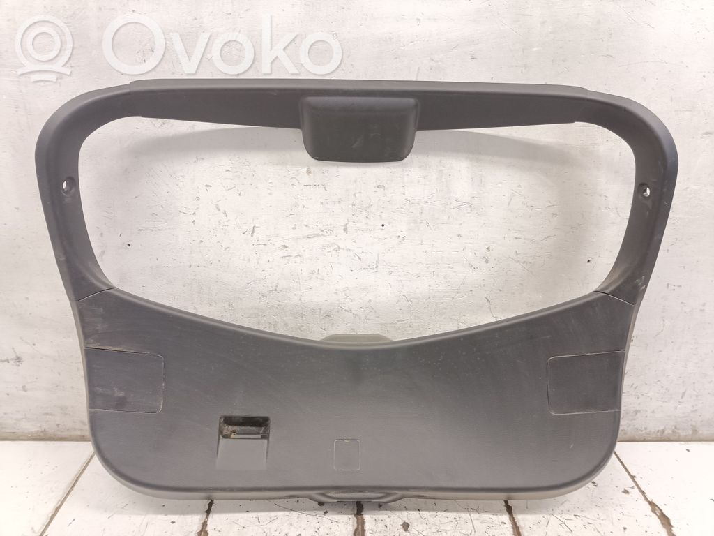 Mazda 3 II Rivestimento portellone 
