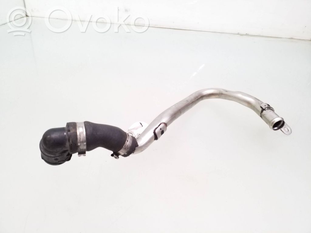 Mercedes-Benz E W213 Tubo flessibile del liquido di raffreddamento del motore