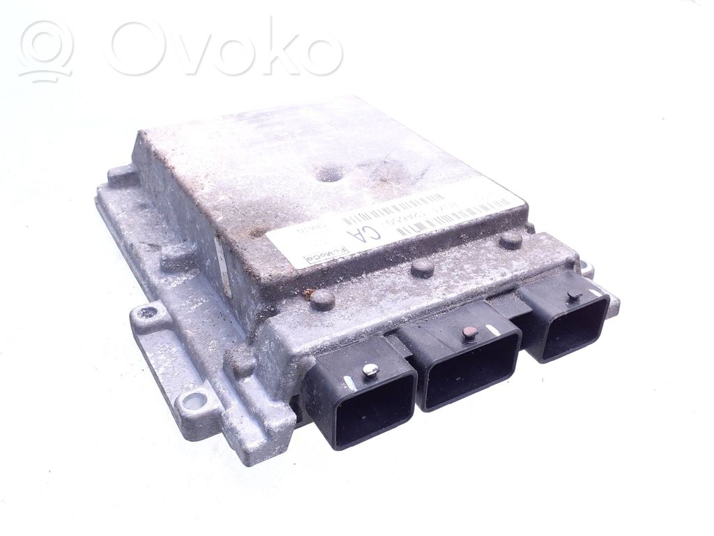 Moottorin ohjainlaite/moduuli   8U7112A650CA,VP6C1U14A638AD,9E1410185A,DCU112