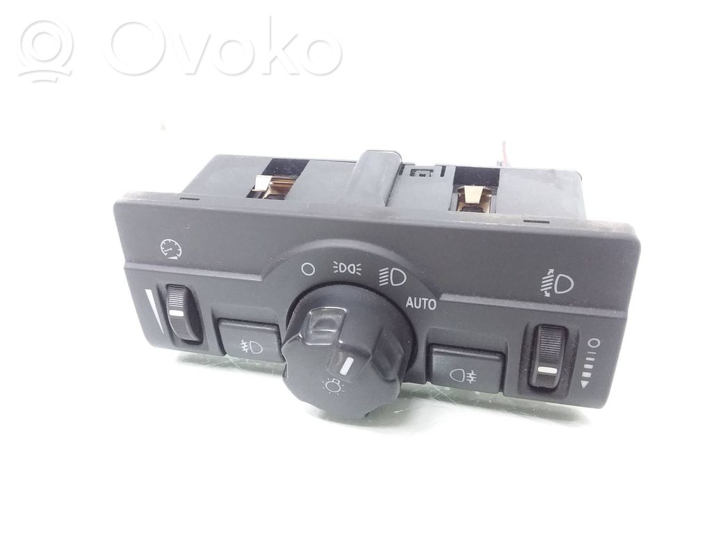 Land Rover Freelander 2 - LR2 Light switch 