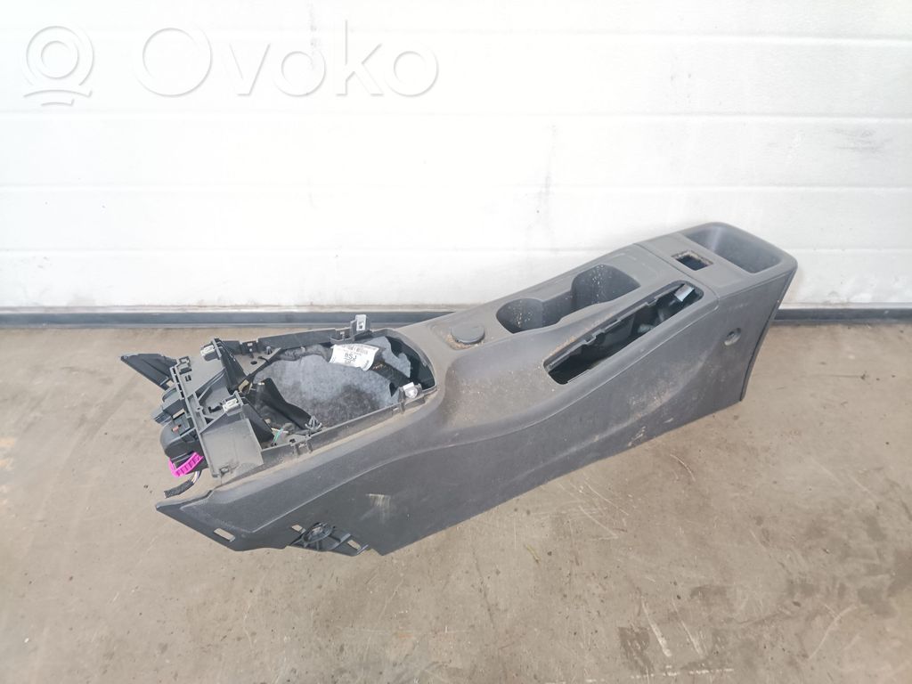 Opel Astra K Center console 