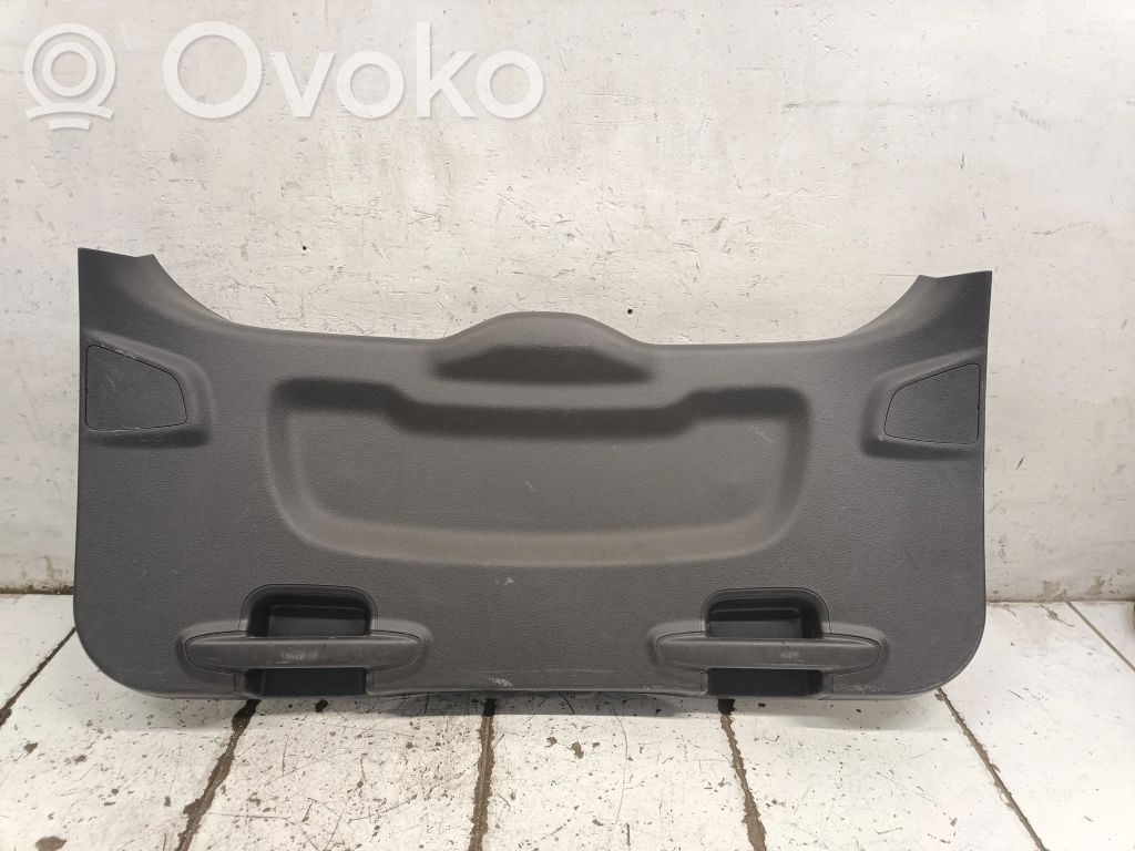 Ford Focus Poszycie / Tapicerka tylnej klapy bagażnika 