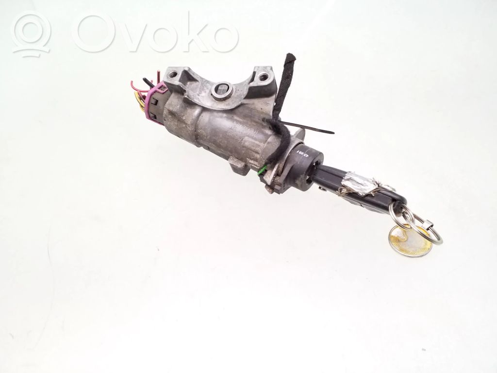 Volkswagen PASSAT B5 Contact aprindere
