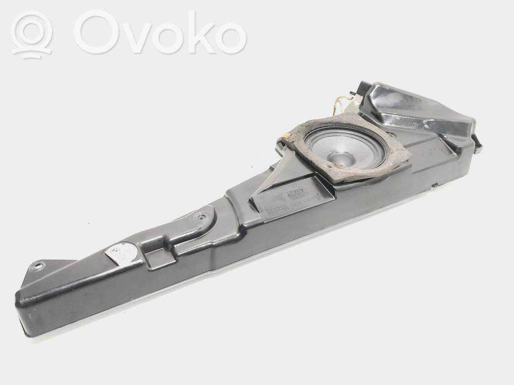 BMW 5 E39 Front door speaker 