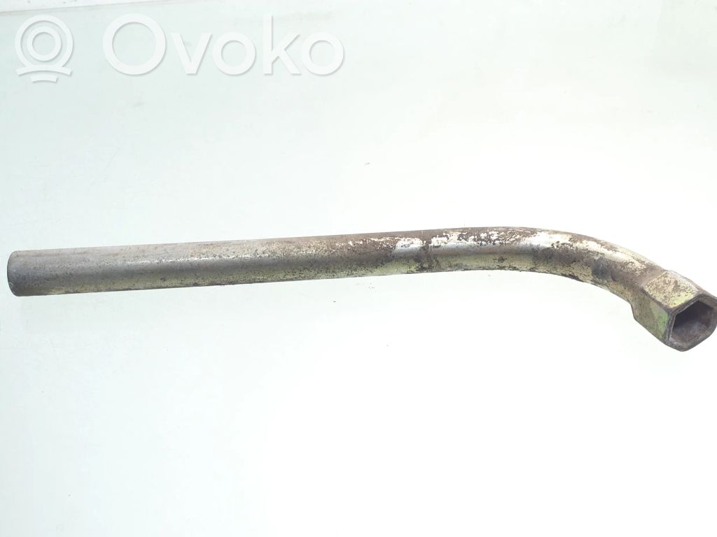Audi A6 S6 C5 4B Chiave per dadi della ruota