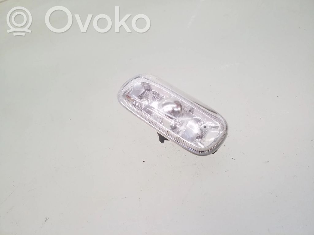 Seitenblinker   8E0949127