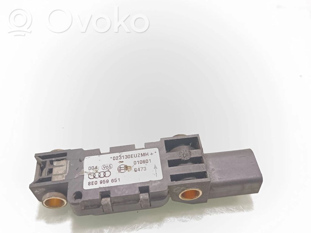 Audi A4 S4 B6 8E 8H Czujnik uderzenia Airbag 