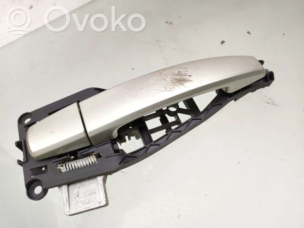 Opel Corsa D Manecilla externa puerta delantera 
