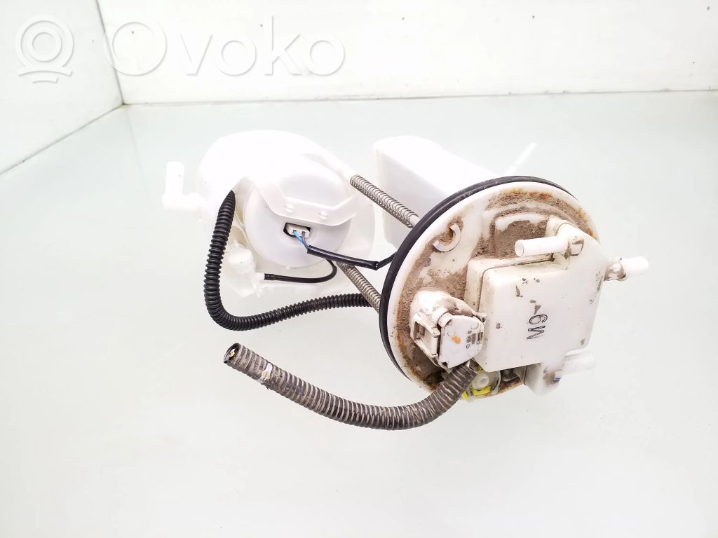 Toyota RAV 4 (XA40) Pompa carburante immersa