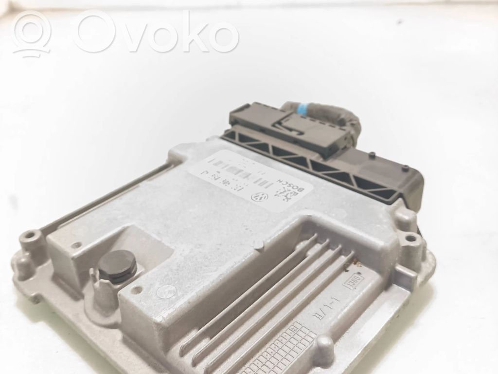 Engine control unit/module   03C906056AB,1039S08686,0261S02117