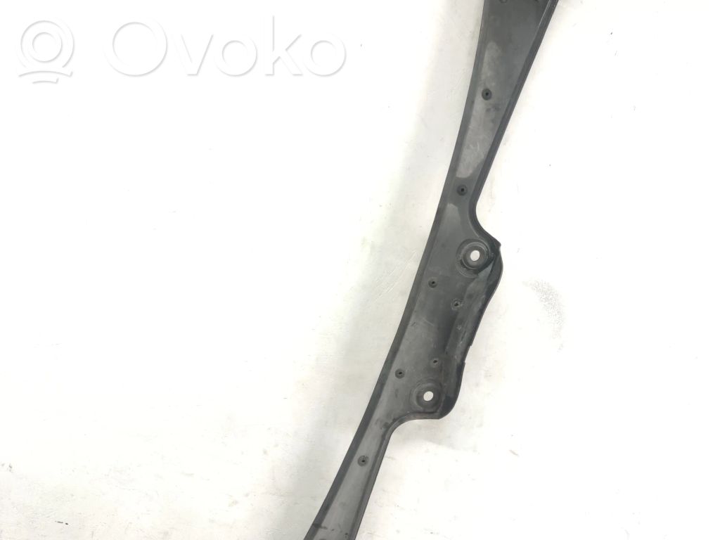 BMW 5 E60 E61 Wiper trim 