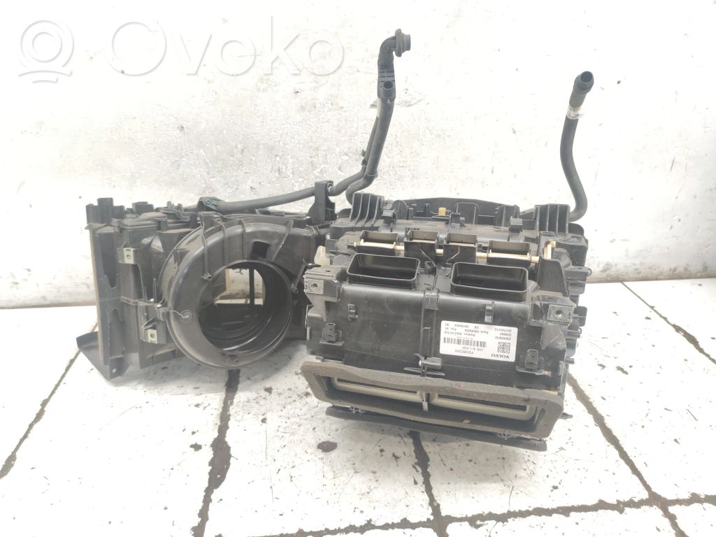 Obudowa nagrzewnicy   31497314,EM968006,EK701002