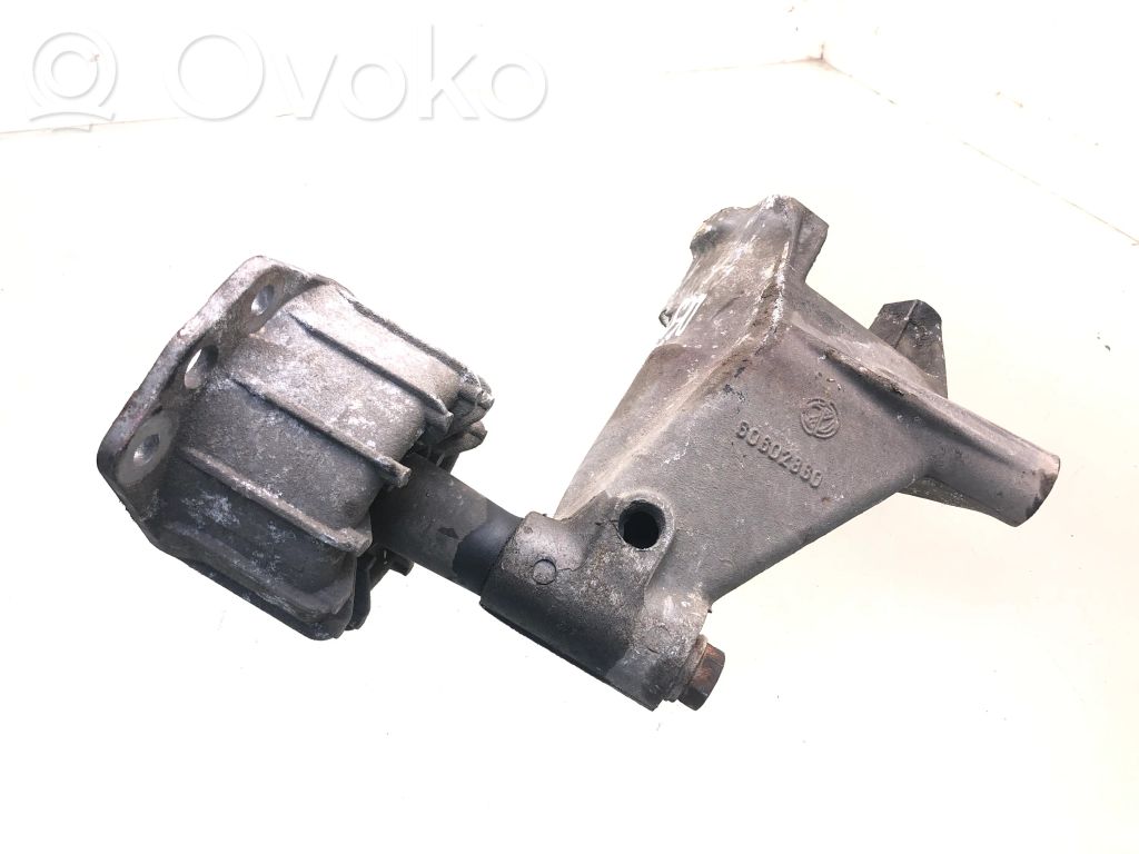 Alfa Romeo 147 Engine mounting bracket 