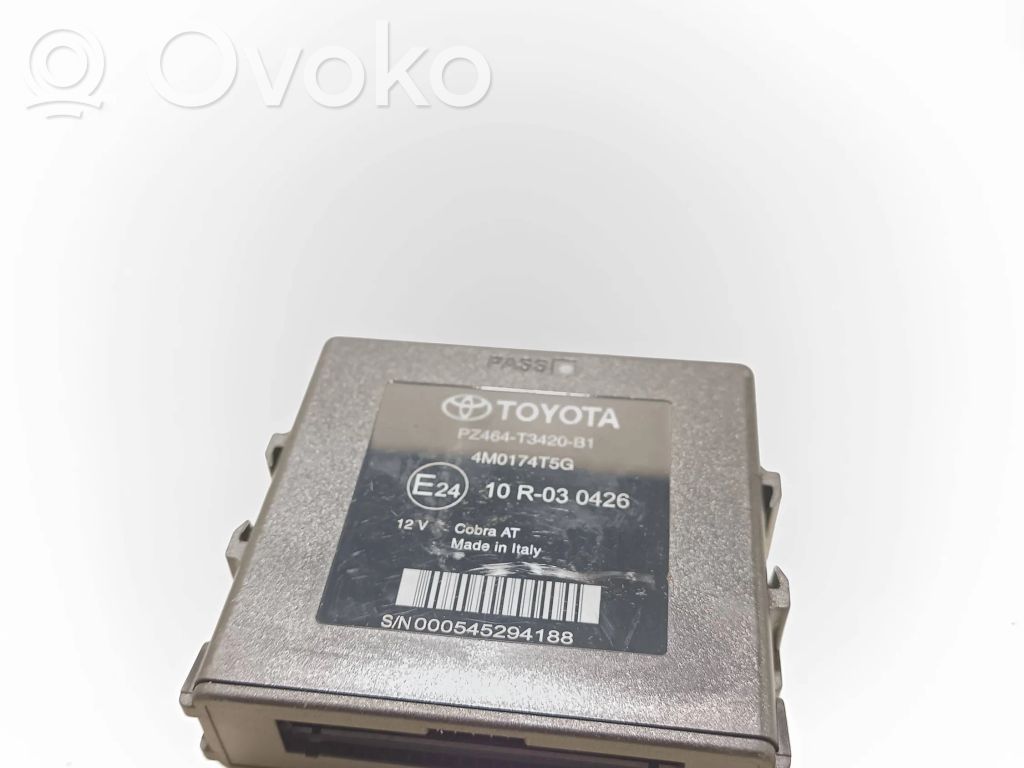 Toyota Avensis T270 Inne komputery / moduły / sterowniki 